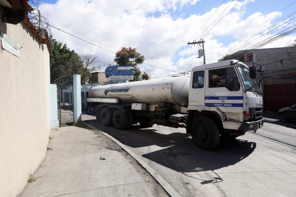 Plan de abastecimiento de agua vía cisternas arrancará en febrero