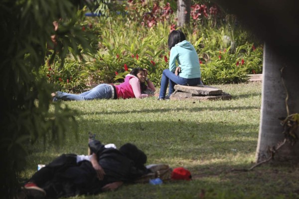 Honduras vive el día el amor y la amistad con romance, pasión y gran intensidad