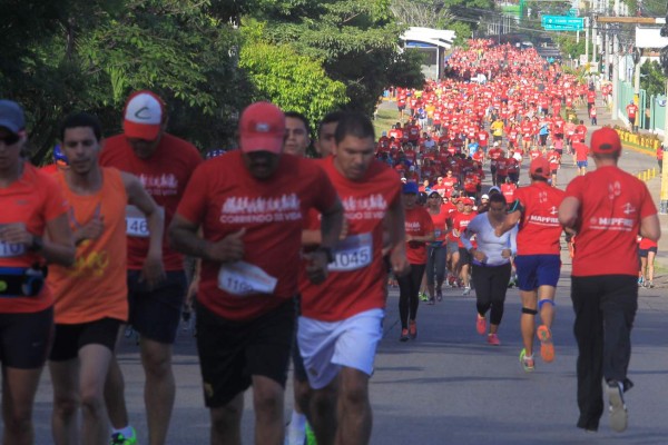 'Corriendo por la vida” fue todo un éxito en Tegucigalpa