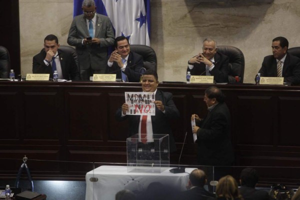 CSJ: Fracasa cuarto intento de elección y sigue proceso el miércoles