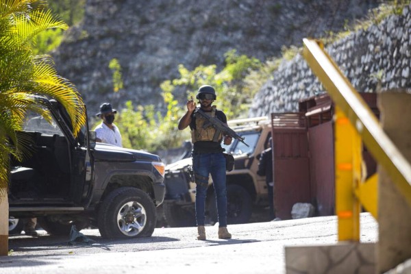 Estado de sitio, cierre de fronteras y operativos: Haití vive un magnicidio (FOTOS)