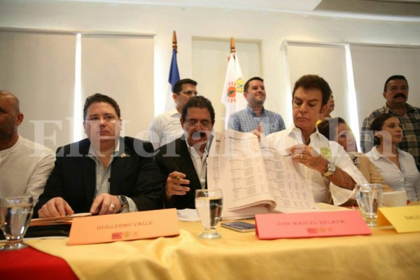 Alianza de oposición también desafía resolución del TSE y reconoce a Nasralla como el candidato del Pac