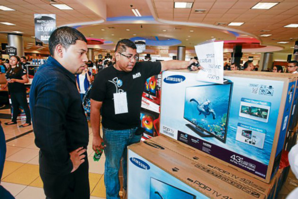 'Black friday” comenzó con significativa rebajas