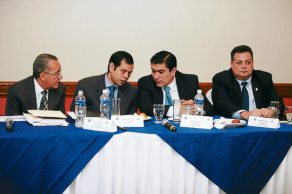 Consorcio filipino o francés construirá nueva terminal en Puerto Cortés