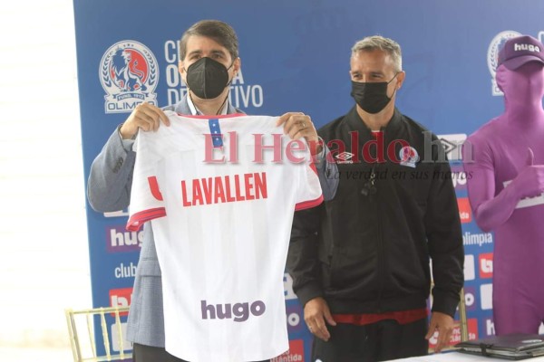 Así fue la presentación de Pablo Lavallén como nuevo técnico del Olimpia