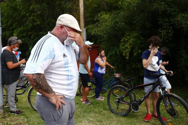 Desconsuelo: Argentina llora la muerte de Diego Armando Maradona