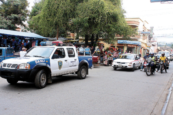 Un policía por cada 689 personas posee la ciudad de Danlí