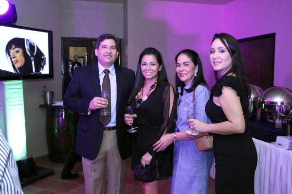 Lanzamiento del vino Mía y el champagne Gloria Ferrer