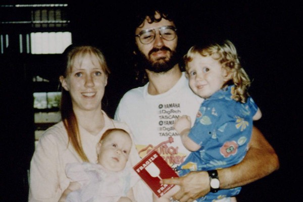 David Koresh, el creador de la secta apocalíptica que abusaba de niñas y terminó en masacre (FOTOS)  
