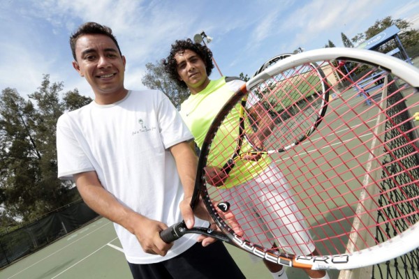 Raquetas hondureñas con orgullo
