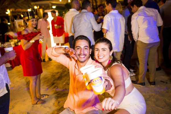 La fiesta de fin de año de Paradise Beach Hotel