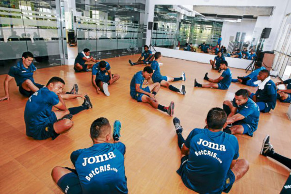 Clavasquín le responde a Treviño