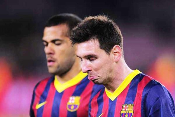 FIFA prohíbe al Barça fichar jugadores por un año