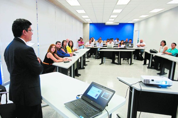 Equipos de la UNAH evaluarán Castillo Bellucci