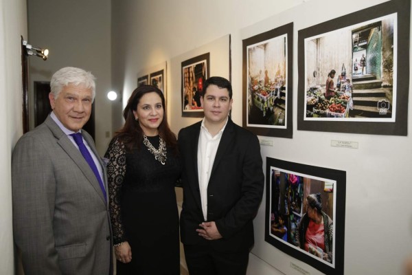 Juan Orlando Hernández García expone 'Rostros de mi tierra'