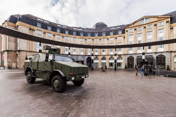 Bruselas en segundo día de máxima alerta; calles casi vacías