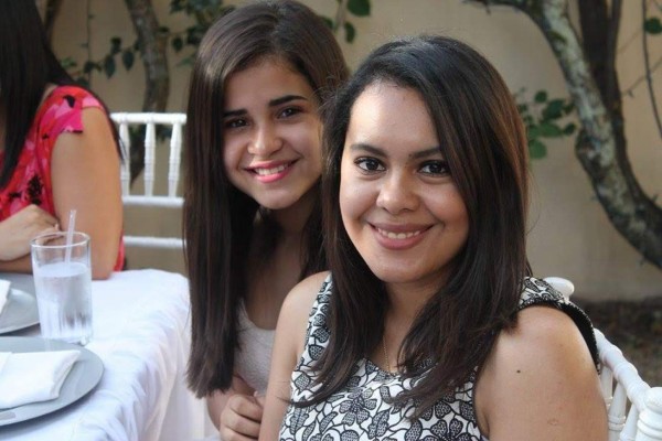 Romántica alianza civil entre David y Ana Ruth