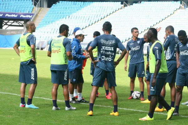 Selección de Honduras es bien recibida en Porto Alegre