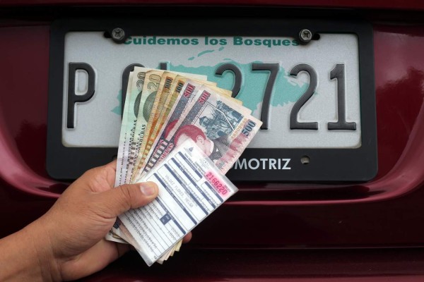 ¿Ya pagó la matrícula de su auto?