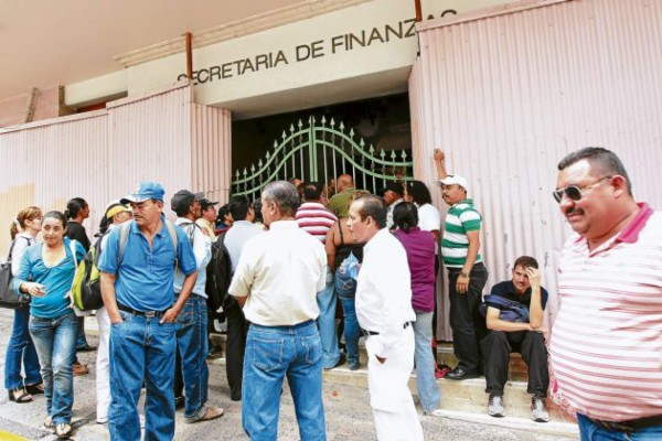 Sefin no tiene L 4,000 millones para despidos