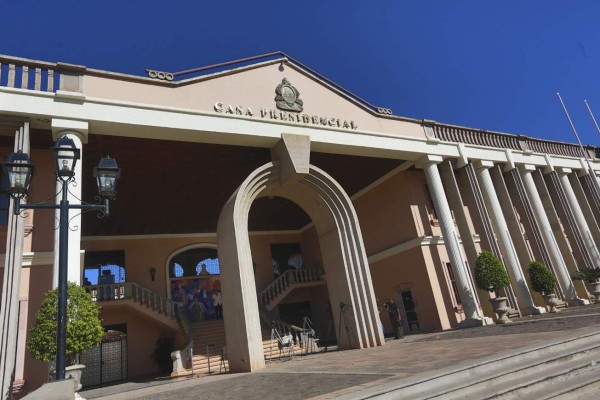 Hondureños rechazan cambios en la Constitución para permitir reelección