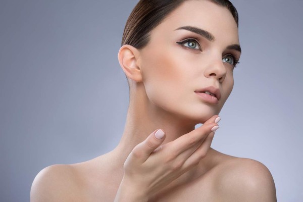 Dígale adiós a las manchas en la piel a causa del acné