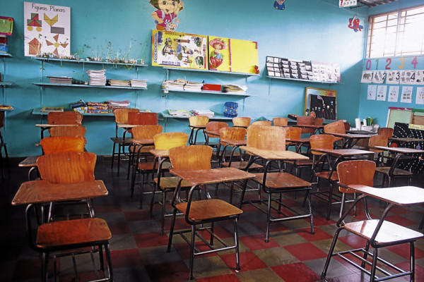 Alumnos del oriente de Honduras se quedan sin maestros