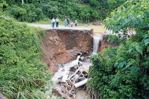 Onda tropical dejará leves lluvias en Honduras
