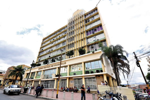 En subasta emblemático edificio del Banco Central