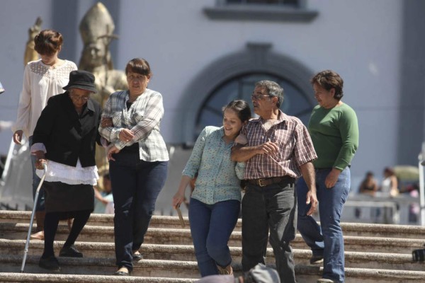 Honduras vive el día el amor y la amistad con romance, pasión y gran intensidad