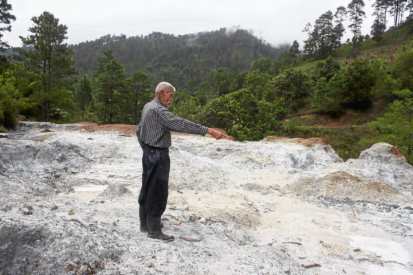 Pobladores temen contaminación de quebrada Santo Tomás