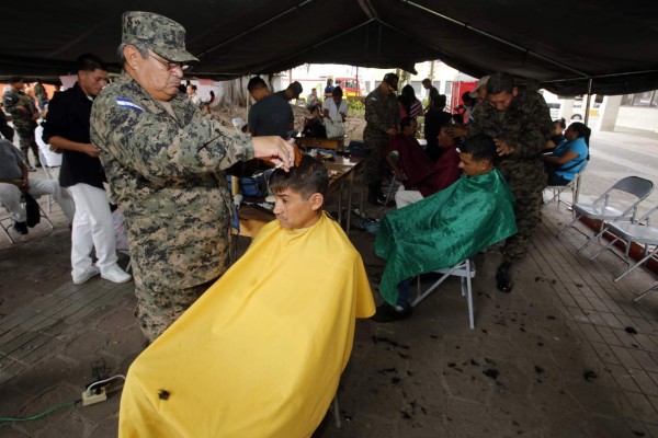 Vuelve jornada de salud al centro