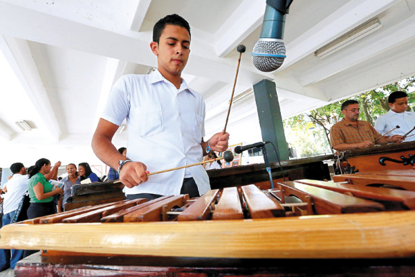 La Niña del Central, música para el alma