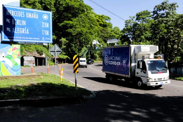 Arriban a Honduras más dosis de vacuna anticovid donadas por gobierno de El Salvador&nbsp;