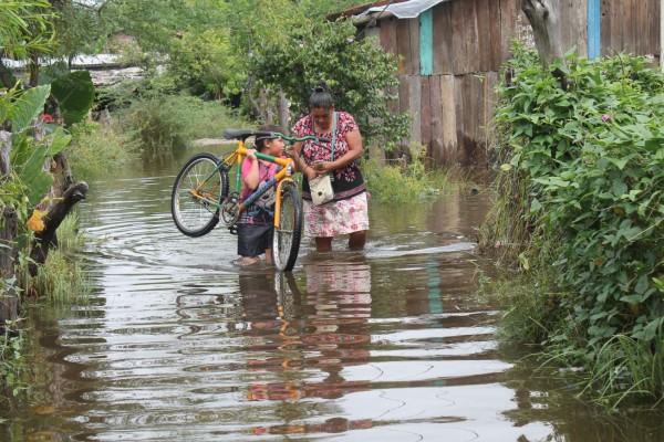 Fenómenos climatológicos tienen fuerte impacto en las mujeres del sur