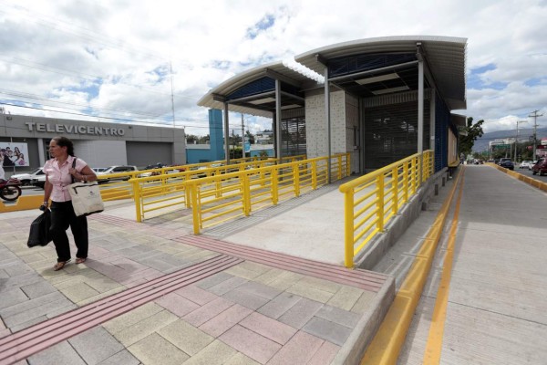 En números rojos opera Transmetro en Guatemala