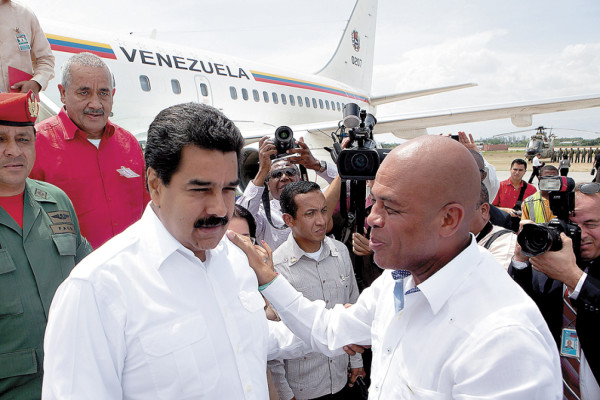 Venezuela pide alimentos por petróleo