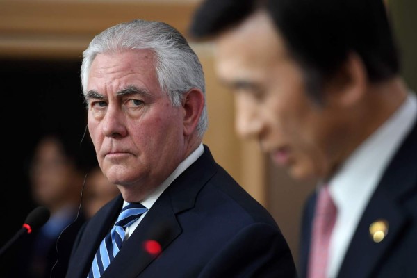 Tillerson: EEUU sopesa ataque preventivo contra Norcorea
