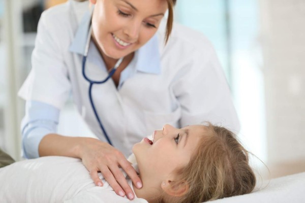 Ponga cuidado al brote de paperas