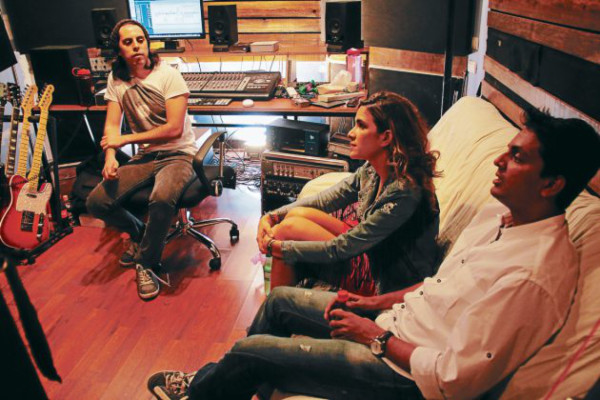 'Malahiel”, tema de la película hondureña '¿Quién paga la cuenta?”