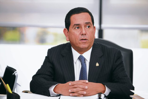 'Escoba azul en el tercer año de gobierno es ilógica”