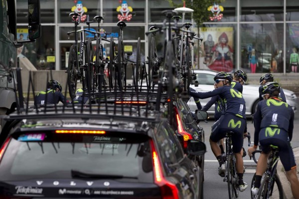 Andrey Amador sufrió heridas en caída en el Tour pero pudo continuar