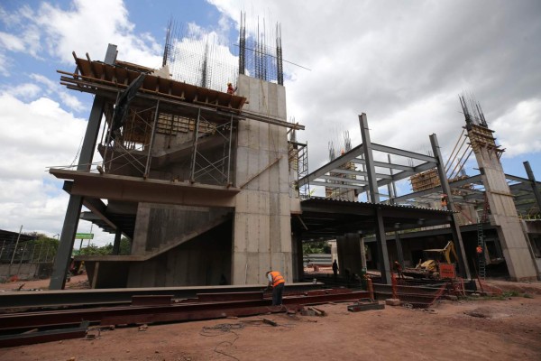 Un 40% avanza la construcción del edificio municipal