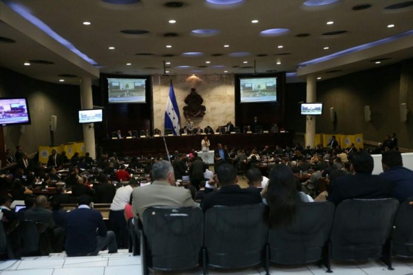 Diversos sectores sociales han instado a los diputados del Congreso Nacional para concretar la elección de los magistrados a la CSJ (Foto: Fredy Rodríguez).
