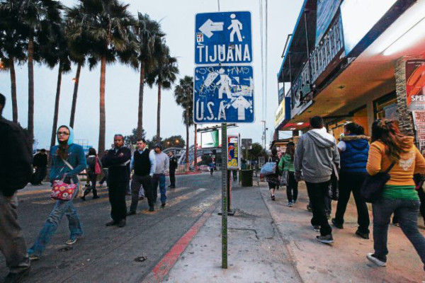 Los desafíos que enfrentan estudiantes transfronterizos