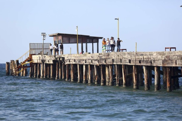 Atardeceres espléndidos desde el muelle de Tela
