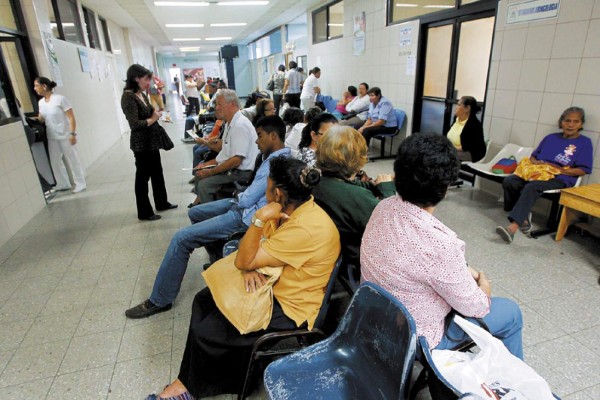 Fondos de ruptura de techos se esfumaron en gasto corriente