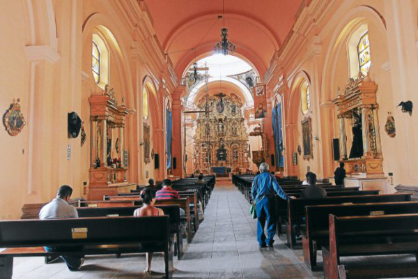 La catedral cumple 46 años como monumento nacional