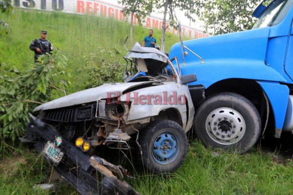 FOTOS: El drama tras accidente de rastra que dejó un muerto en El Carrizal