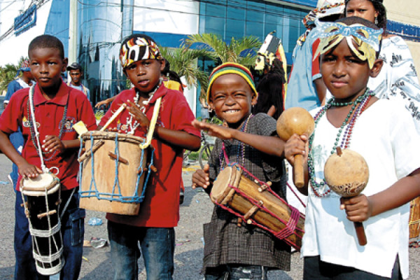 La Ceiba vistió de carnaval